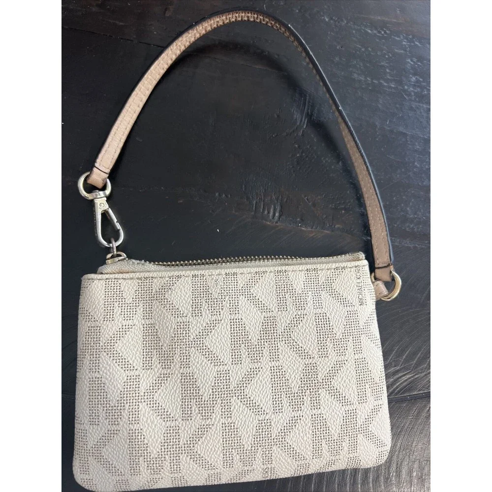 Michael Kors Wristlet Tan/Beige AV-1410  32T3GJSW1B‎ Ivory MK Signature Leather